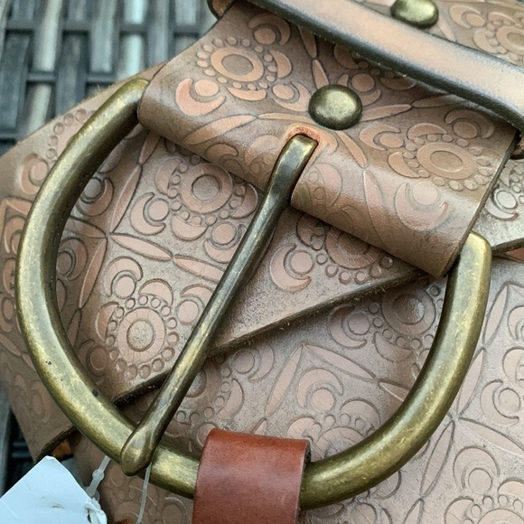 Gap Wide Light Brown Tooled Leather Belt w/ Brass Buckle main image 4